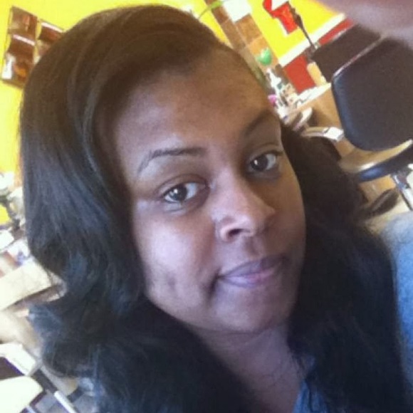 Meet your Posher, Erica - Picture 1 of 1